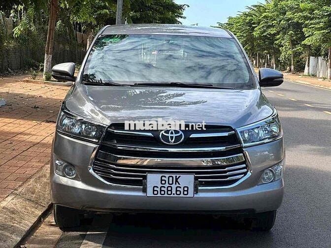 Toyota Innova 2019 2.0E - 90000 km