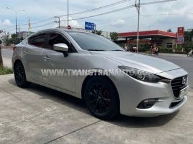 MAZDA 3 2018 1.5 L ONLINE 0918739799