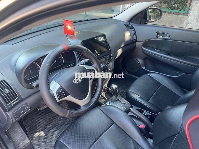 Hyundai i30 2009 1.6 AT - 95000 km