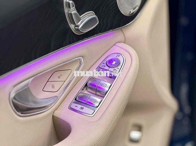 MERCEDES BENZ C200 Model 2018 siêu lướt