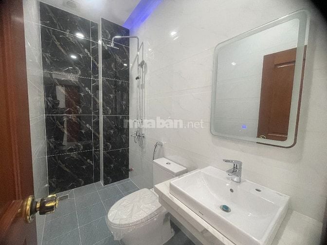 Cho thuê nhà 77/8 Nguyễn Bỉnh Khiêm, P1 Gò Vấp