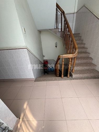 Phòng nhà biệt thự đẹp, Phường 6, Quận 8 - giá 3,8 - triệu 22 m2