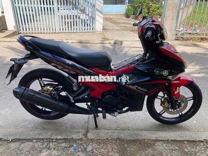 xe nhà chạy ít đi còn như mới ae cần liên hệ