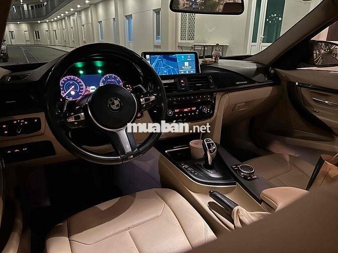 BMW 3 Series 2013 320i - 100000 km