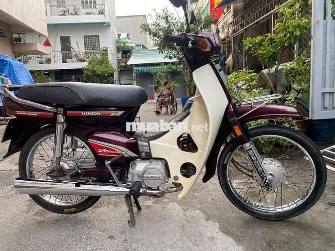 xe nhập nguyên thùng không lai phụ tùng
