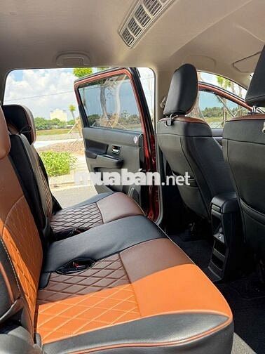 Xe gia đình Suzuki XL7 2022 GLX AT - 31000 km
