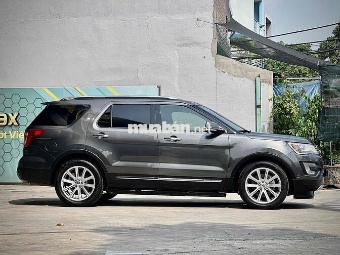 Ford Explorer 2.3L Ecoboost Limited 2017 siêu chât
