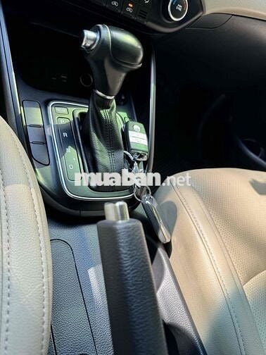 Kia Rondo 2021 GAT gia đình cần bán