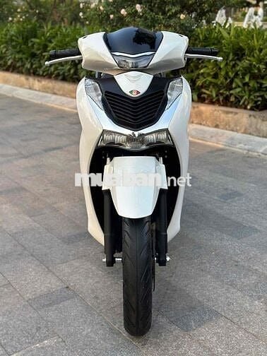 SH 125 ABS 2022 màu trắng trẻ trung, cực đẹp,chất