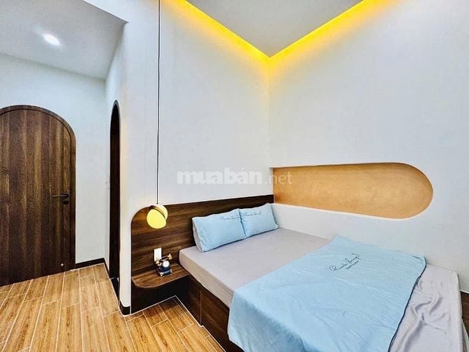 Kẹt tiền bán gấp nhà Huỳnh Tấn Phát. Tân Thuận Đông. Quận 7. 2 tỷ 990.