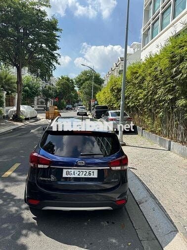 Kia Rondo 2021 GAT gia đình cần bán