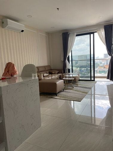 Cần bán gấp căn hộ Central Plaza, DT: 60m2, 2PN, 2wc, giá: 3,9 tỷ, SH