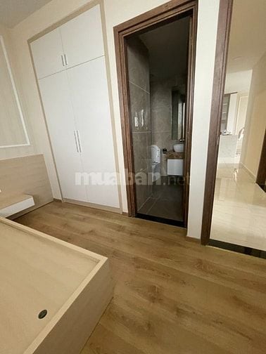Cần bán gấp căn hộ Central Plaza, DT: 60m2, 2PN, 2wc, giá: 3,9 tỷ, SH