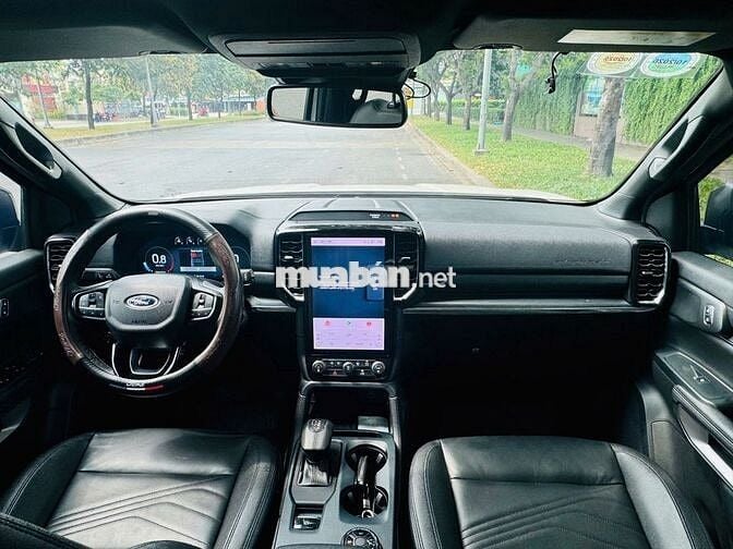 Ford Everest 2023 Titanium 2 Cầu - Xe Lướt Giá Tốt