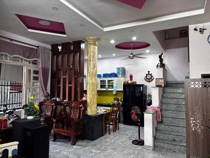 Lô Góc 3 tầng, 88m2, full thổ cư, không LG, Lã Xuân Oai, Q9, giá 7 tỉ