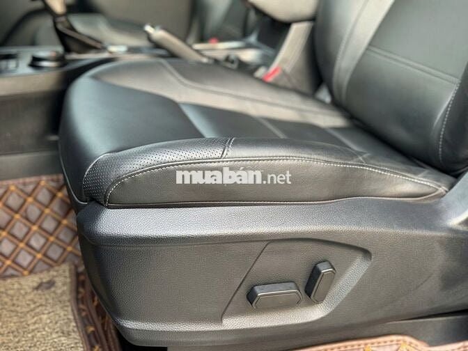 Ford Everest Titanium 2 cầu 2019 Màu Xám - Xe Đẹp
