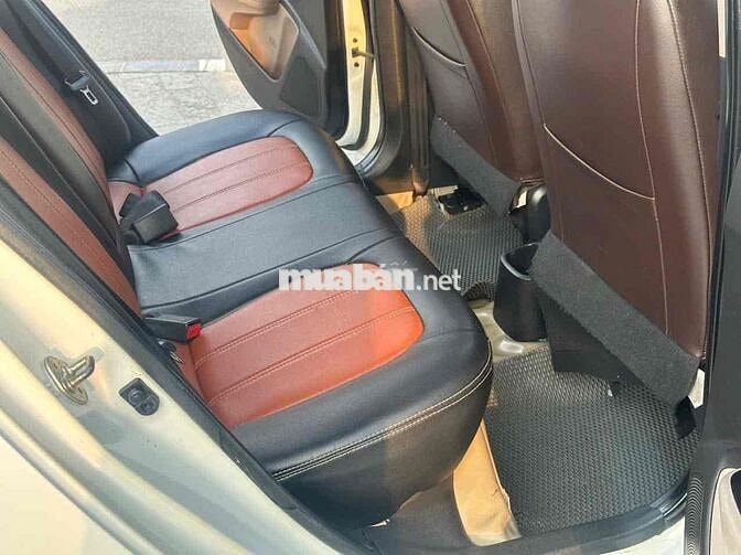 Hyundai Grand i10 2019 1.2 BASE - 98000 km
