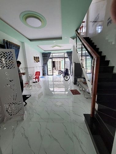 BÁN NHÀ MẶT TIỀN HẺM THÔNG ĐƯỜNG DƯƠNG ĐÌNH HỘI P.PHƯỚC LONG B QUẬN 9