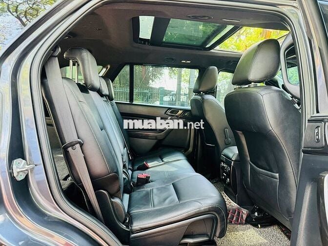 🏆Ford Everest Titanium 2018 2 Cầu - Xe Chính Hãng