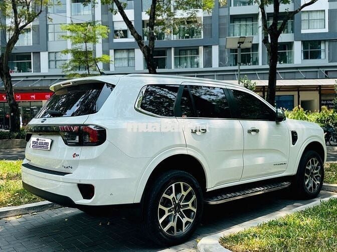 Ford Everest Titanium 2022 2 Cầu - Form Mới - Đẹp