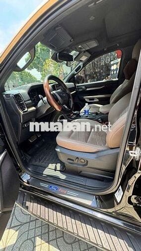 Ford Everest 2023 Titanium Plus 2.0L 4x4 AT