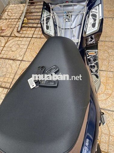 Air Blade 2023 lướt vài nghìn km.