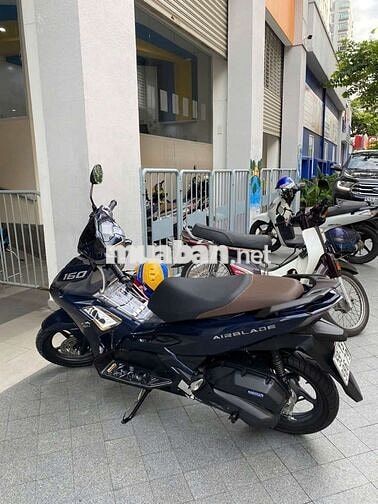 Air Blade 2023 lướt vài nghìn km.