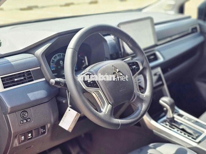 Mitsubishi Xpander Cross 2023 - 23000 km