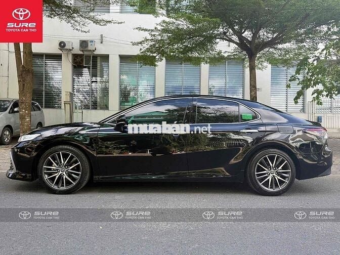 Toyota Camry 2022 2.0 G - 3vạn - Trả trước 362tr