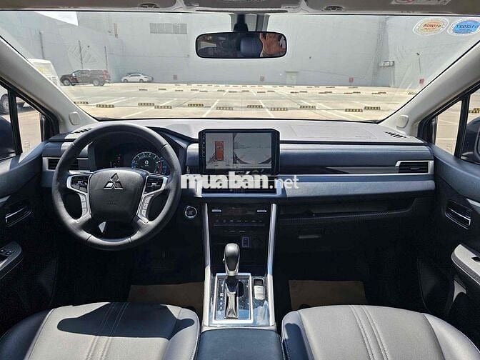Mitsubishi Xpander Cross 2023 - 23000 km