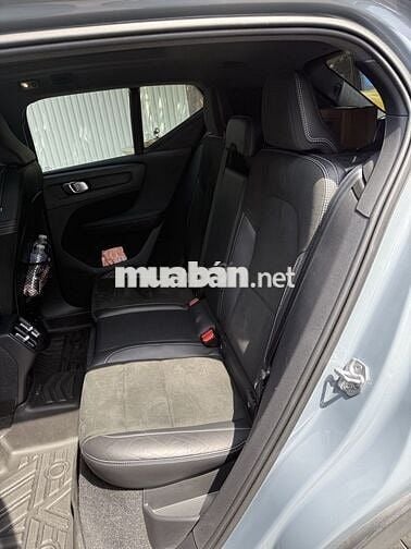 Volvo XC40 2021 R-Design - 48000 km