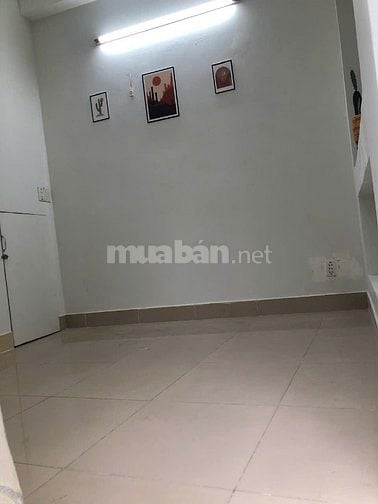 Nhà Đinh Bộ Lĩnh, Bình Thạnh, 35m2, nhà góc, có cửa hậu giá 13,5tr