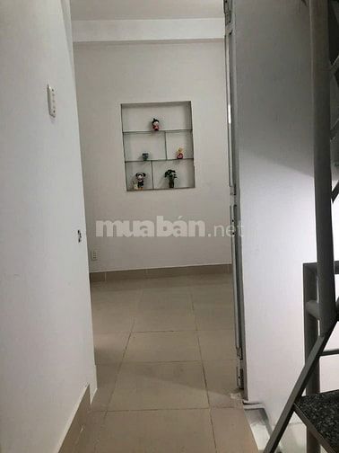 Nhà Đinh Bộ Lĩnh, Bình Thạnh, 35m2, nhà góc, có cửa hậu giá 13,5tr