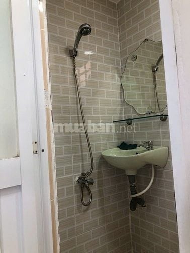 Nhà Đinh Bộ Lĩnh, Bình Thạnh, 35m2, nhà góc, có cửa hậu giá 13,5tr