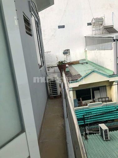 Nhà Đinh Bộ Lĩnh, Bình Thạnh, 35m2, nhà góc, có cửa hậu giá 13,5tr