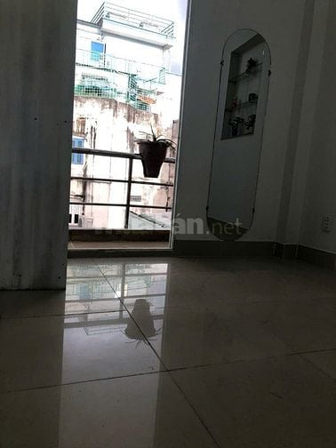 Nhà Đinh Bộ Lĩnh, Bình Thạnh, 35m2, nhà góc, có cửa hậu giá 13,5tr