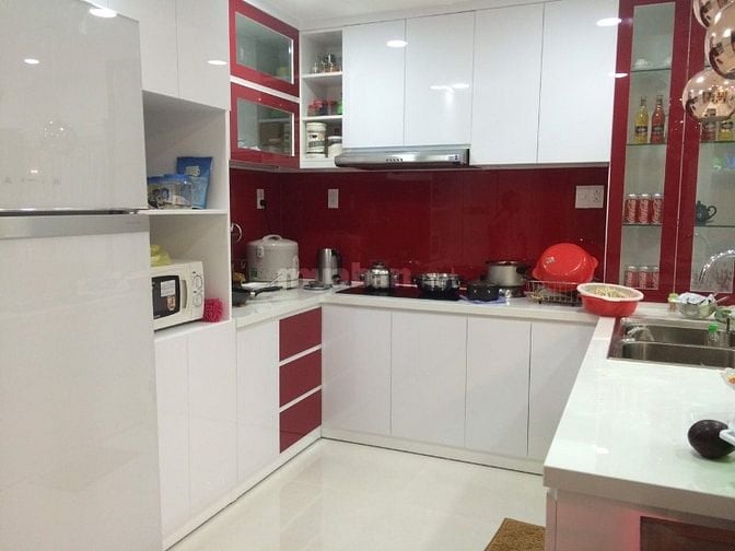 Bán tầng trệt căn hộ Phú Mỹ Thuận. DT 145m, 3 PN, tiện kinh doanh, ở