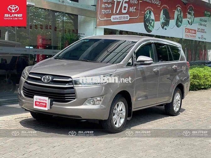 Toyota Innova 2016 2.0E