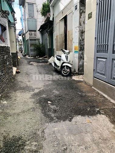 Nhà Đinh Bộ Lĩnh, Bình Thạnh, 35m2, nhà góc, có cửa hậu giá 13,5tr