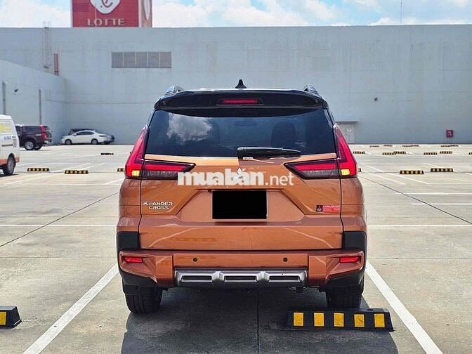 Mitsubishi Xpander Cross 2023 - 23000 km