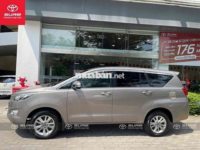 Toyota Innova 2016 2.0E