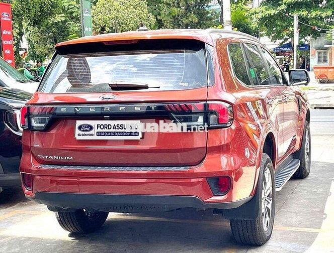 Ford Everest Titanium 1 cầu đỏ cam 2024 -17.000 km