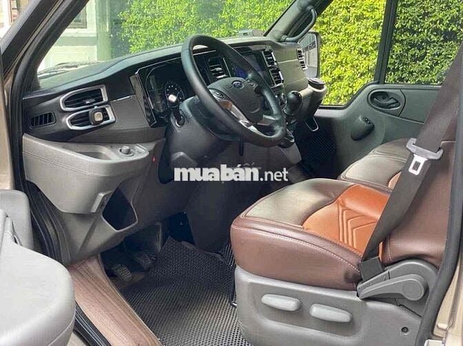 Transit MCA 2023 16 chỗ. Xe hãng-Giá thương lượng