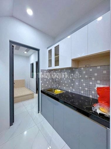 Bán nhà 2 Tầng 3PN-Nguyễn Cửu Vân gần chợ thị nghè-giáp Q1