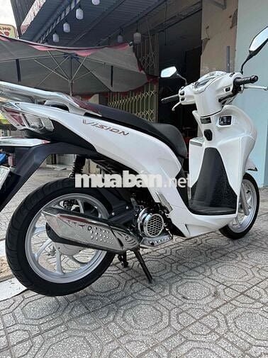 Xe Vision 2022, màu trắng, khoá thường, zin đẹp
