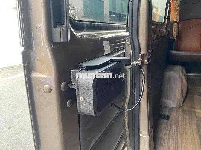 Transit MCA 2023 16 chỗ. Xe hãng-Giá thương lượng