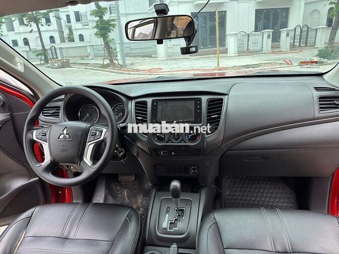 Bán xe Mitsubishi Triton GLX 2021 màu cam siêu đẹp