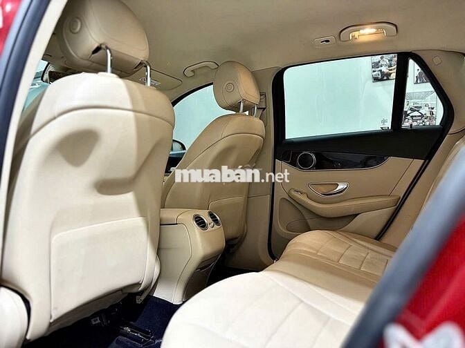 Mercedes Benz GLC 2020 200 - 65000 km