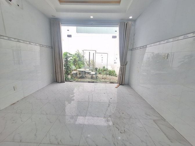 Nhà ngộp bán gấp 96m2 tây thạnh Tân Phú