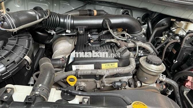 Toyota Innova 2015 2.0G - 185632 km